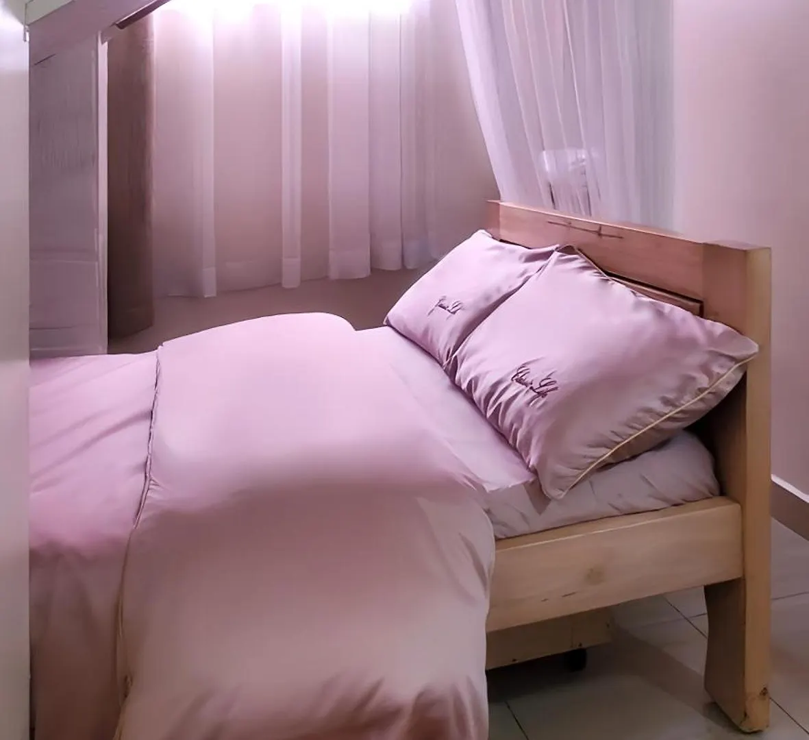Orchid Gardens; Studio Apartment, Minimalist Kampala 0*,