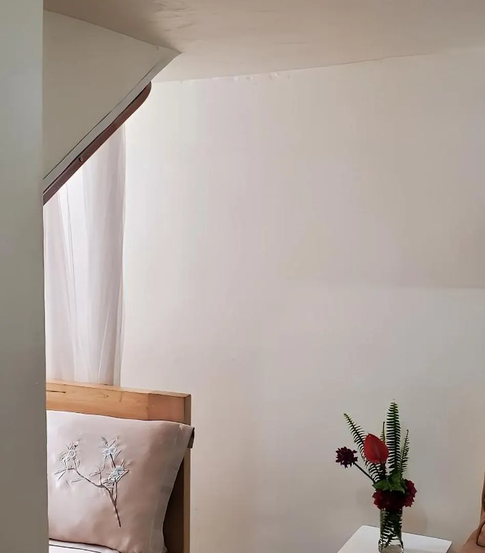 شقة Orchid Gardens; Studio Apartment, Minimalist كامبالا