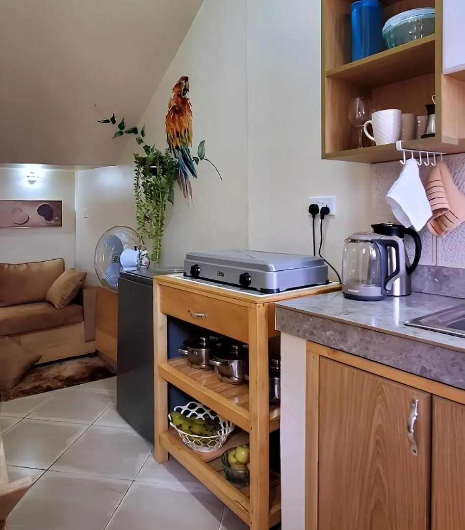 Orchid Gardens; Studio Apartment, Minimalist كامبالا